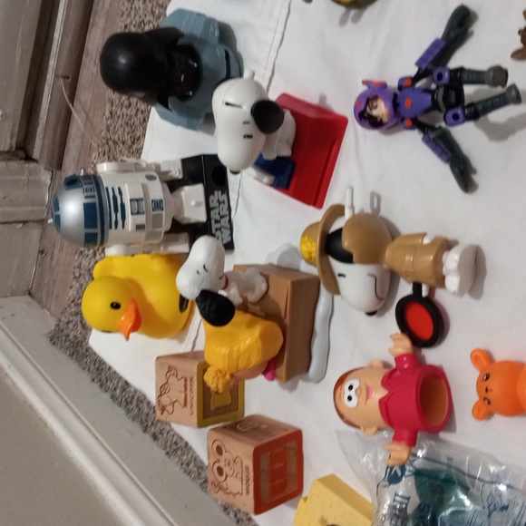 25 Toy Lot - Picture 5 of 5